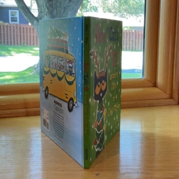 Pete The Cats 12 Groovy Days Of Christmas Hardcover Book Kimberly & James Dean - Picture 2 of 4